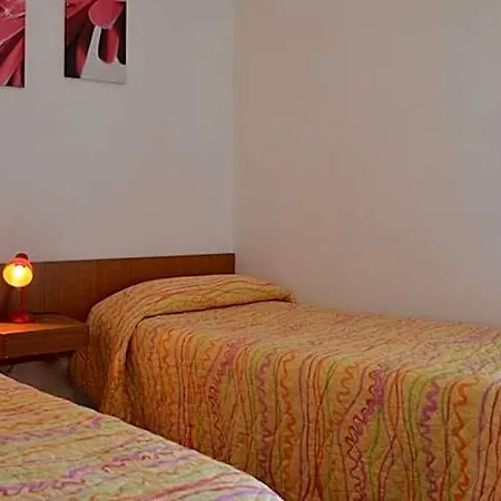 Elegant With Large Garden By Beahost Hotel